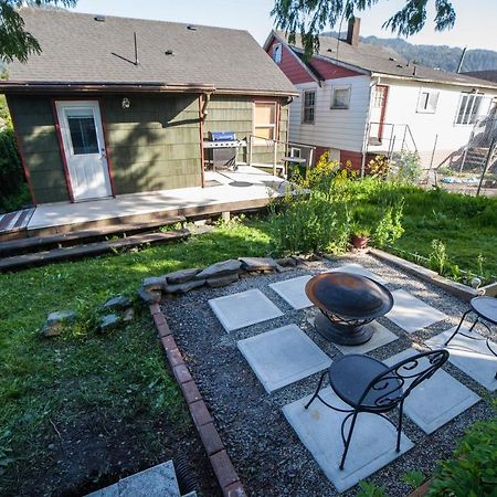 Huckleberry Cottage Prince Rupert Exterior foto